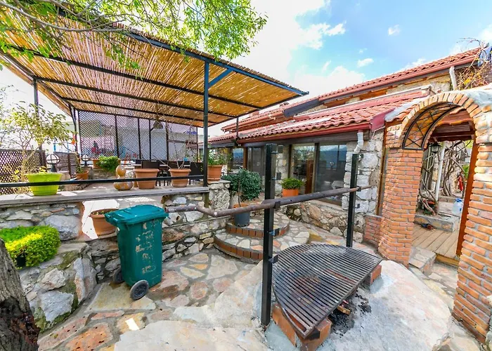 Söğüt Marmaris Daily Weekly * Muğla